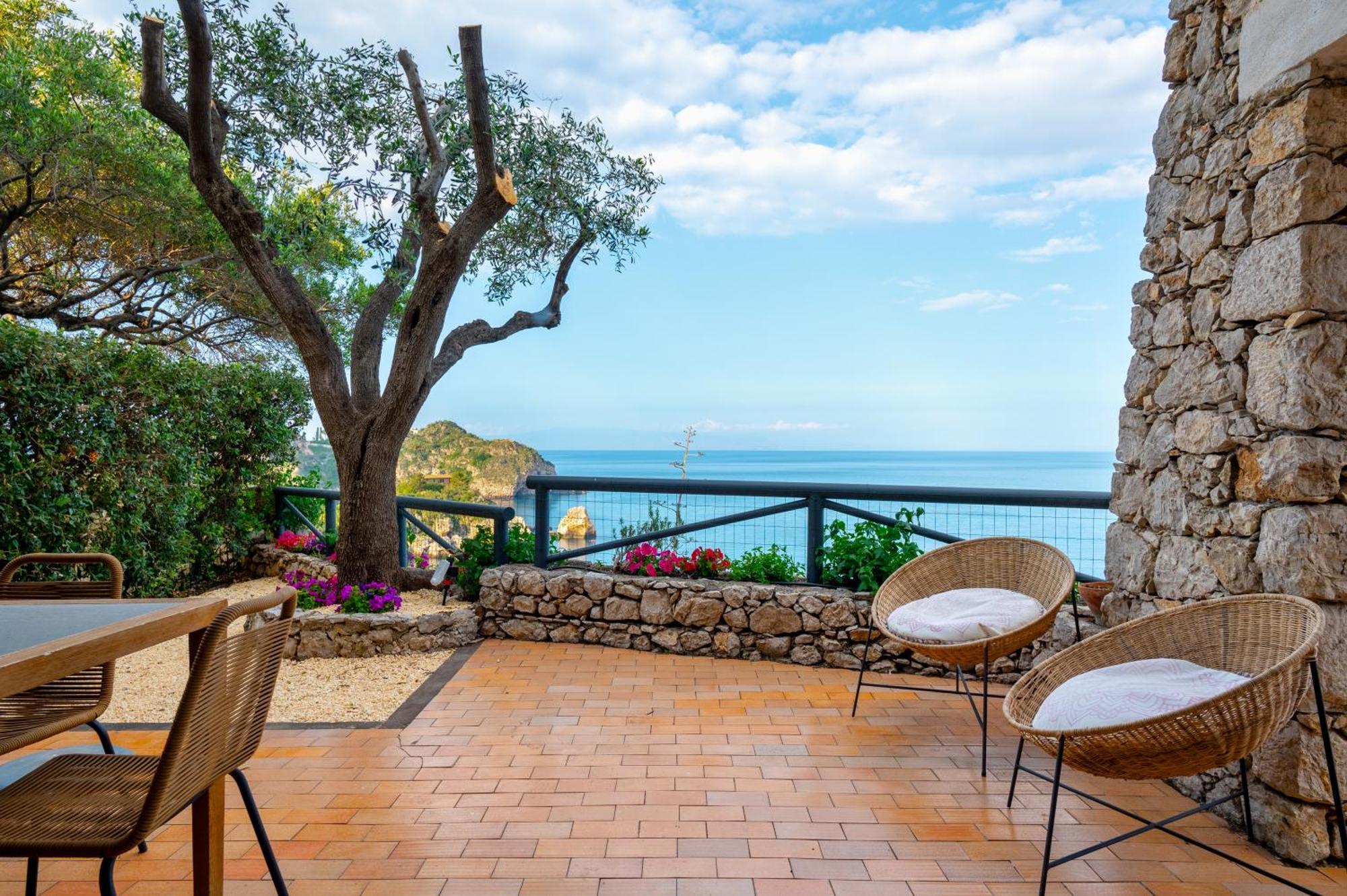 Casa Trevelyan Isola Bella Apartment ตาออร์มินา ภายนอก รูปภาพ