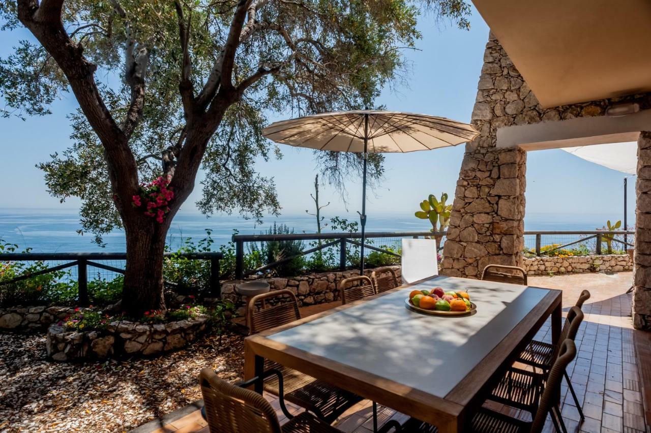 Casa Trevelyan Isola Bella Apartment ตาออร์มินา ภายนอก รูปภาพ