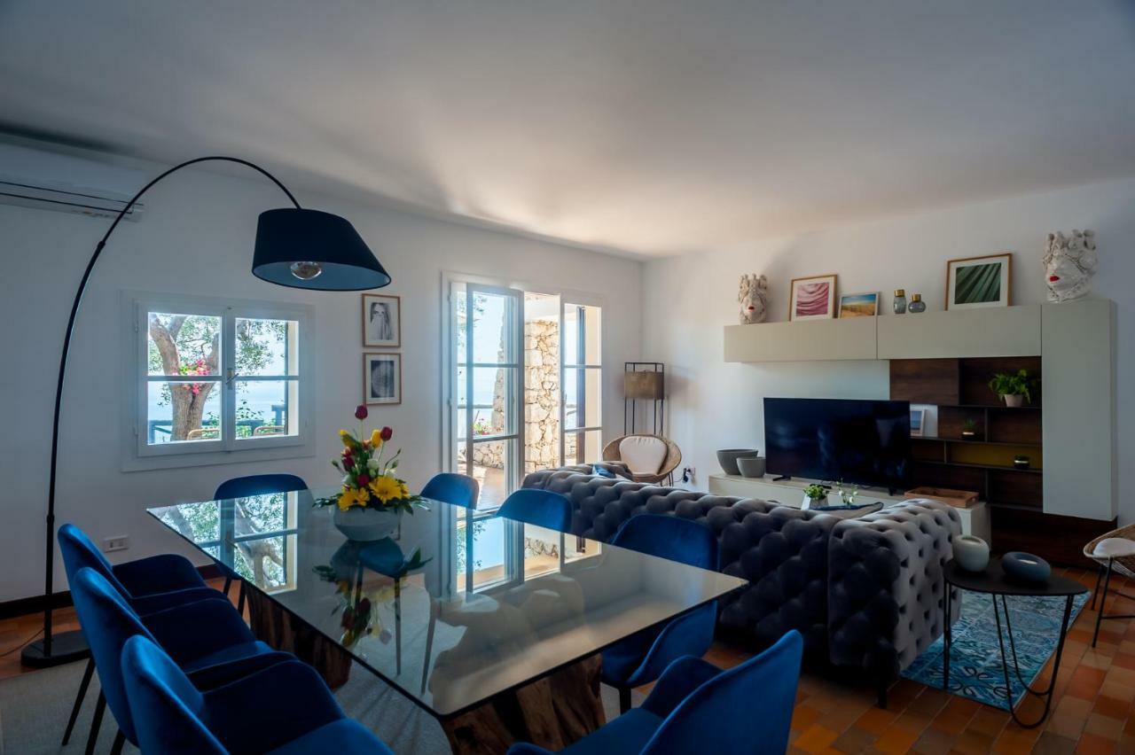 Casa Trevelyan Isola Bella Apartment ตาออร์มินา ภายนอก รูปภาพ